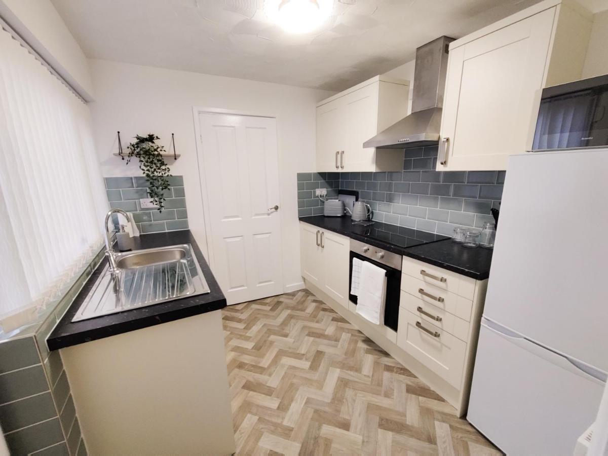 3Br-St Johns Hse-Free Parking-Workers-Kitchen-Wifi-Dog Friendly Apartment Doncaster Exterior photo