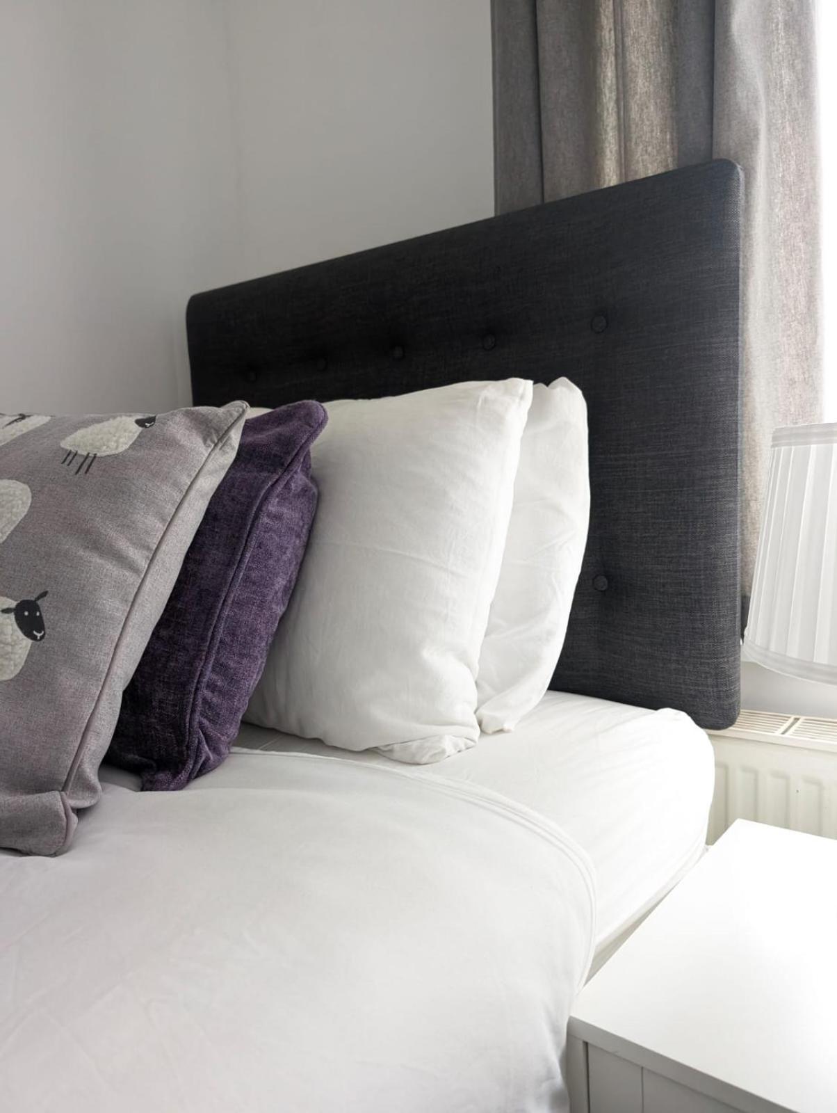 3Br-St Johns Hse-Free Parking-Workers-Kitchen-Wifi-Dog Friendly Apartment Doncaster Exterior photo